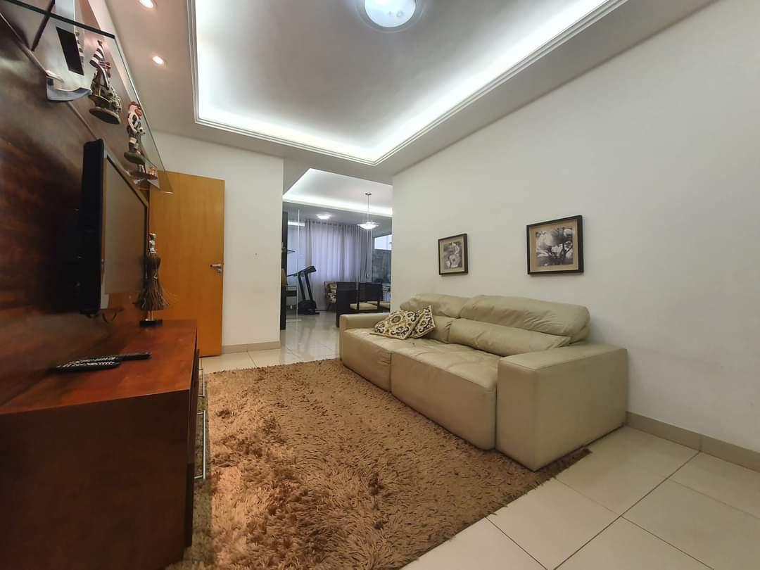 Apartamento, Castelo, 3 Quartos, 2 Vagas, 1 Suíte