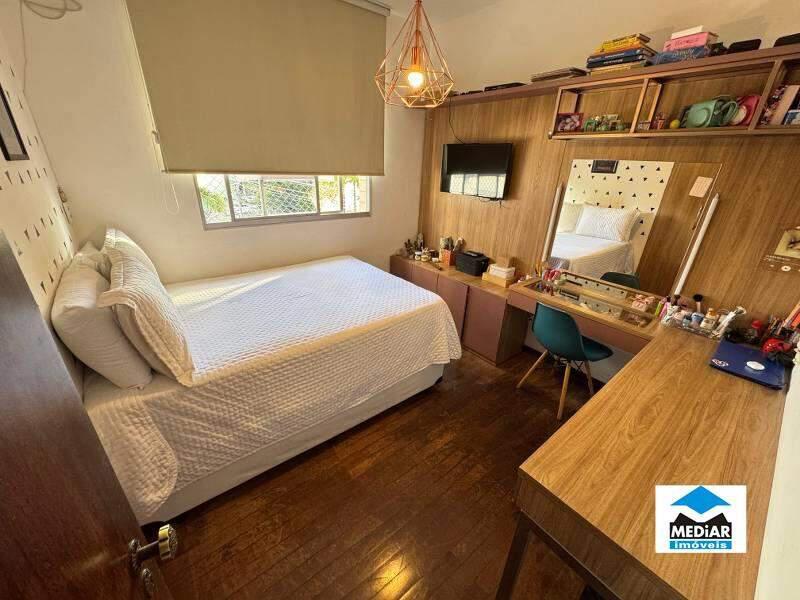 Apartamento, Sagrada Família, 3 Quartos, 1 Vaga, 1 Suíte
