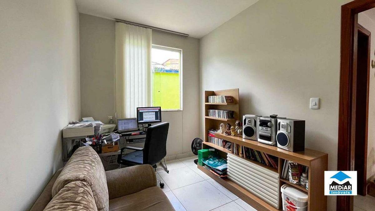 Casa, Santa Efigênia, 3 Quartos, 2 Vagas, 2 Suítes