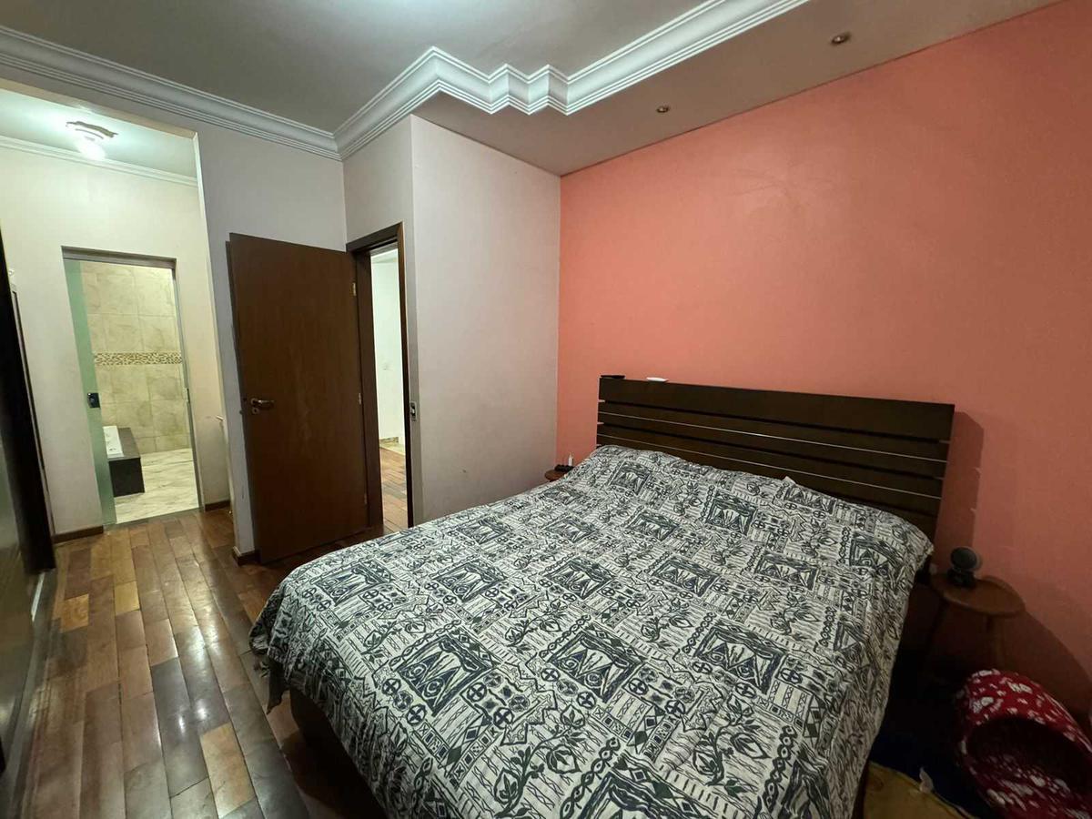 Casa, Santa Terezinha, 3 Quartos, 5 Vagas, 2 Suítes