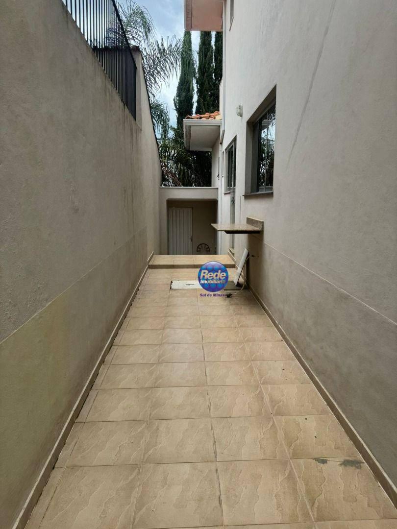 Casa, Rezende, 3 Quartos, 2 Vagas