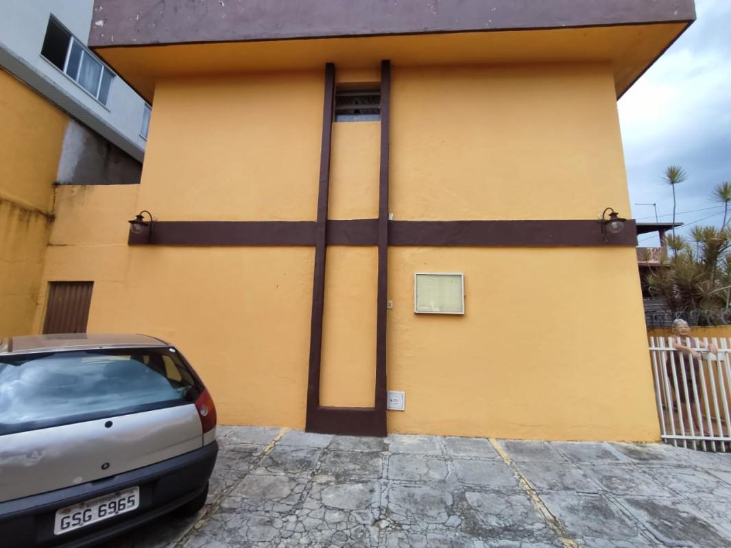Casa, Milionários, 2 Quartos, 1 Vaga