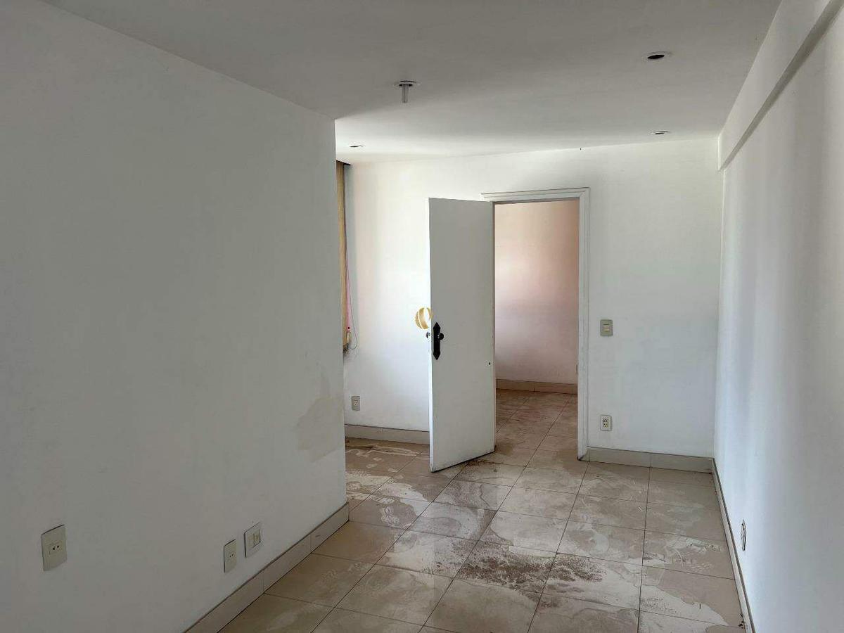 Sala, Barro Preto, 0 Quarto, 1 Vaga