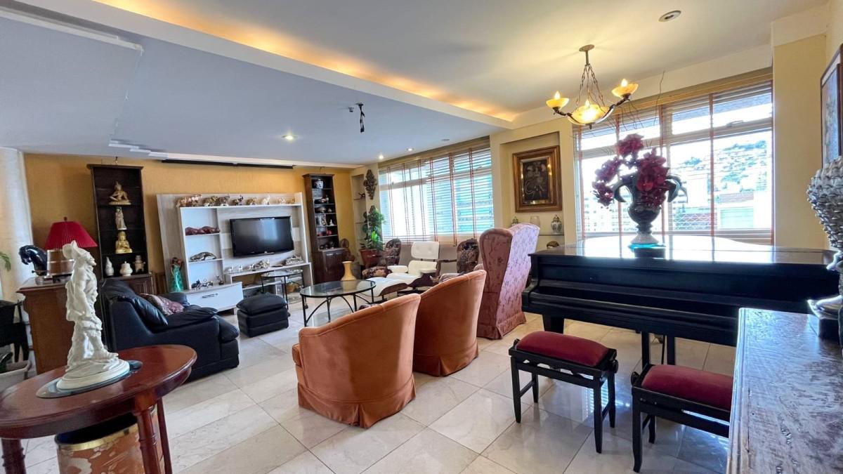 Apartamento, Funcionários, 4 Quartos, 2 Vagas, 1 Suíte