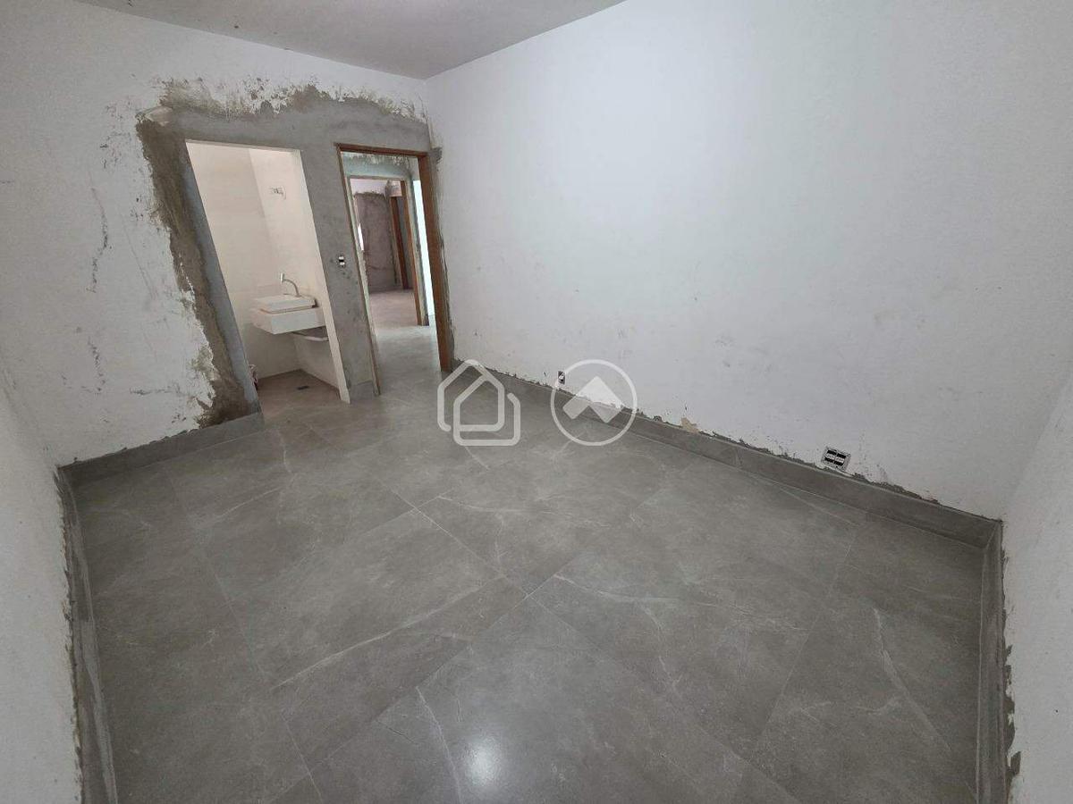 Casa, Buritis, 3 Quartos, 4 Vagas, 2 Suítes
