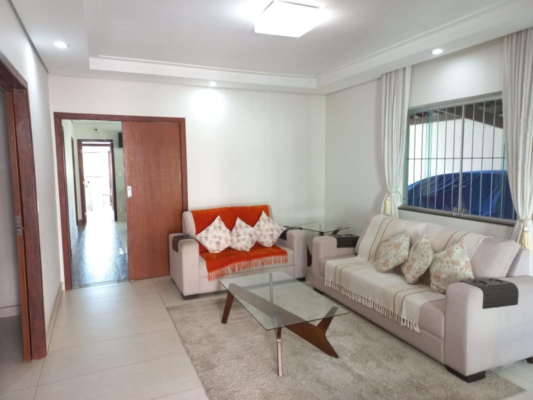 Casa, Planalto, 3 Quartos, 3 Vagas, 1 Suíte