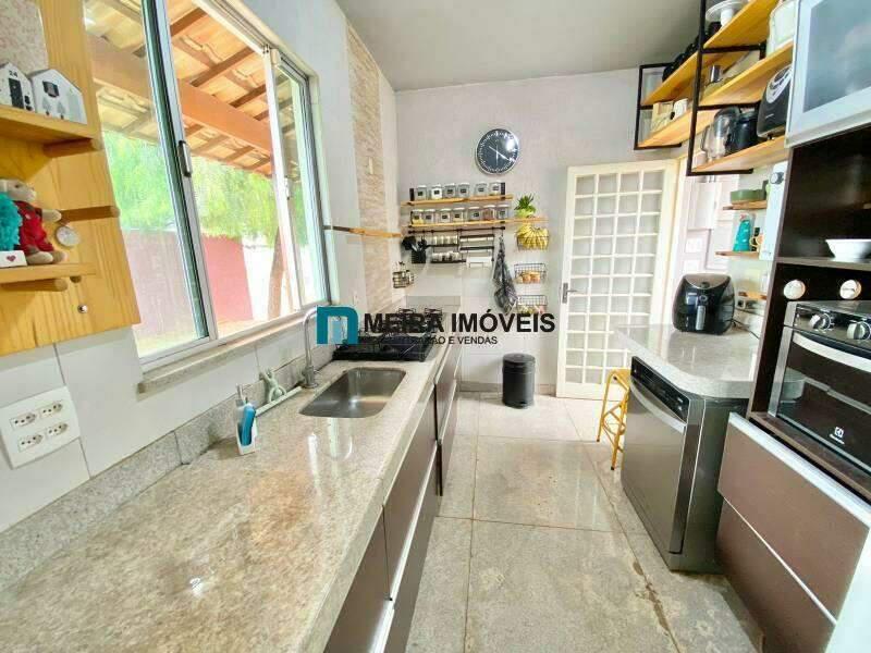 Casa, Trevo, 3 Quartos, 2 Vagas, 1 Suíte