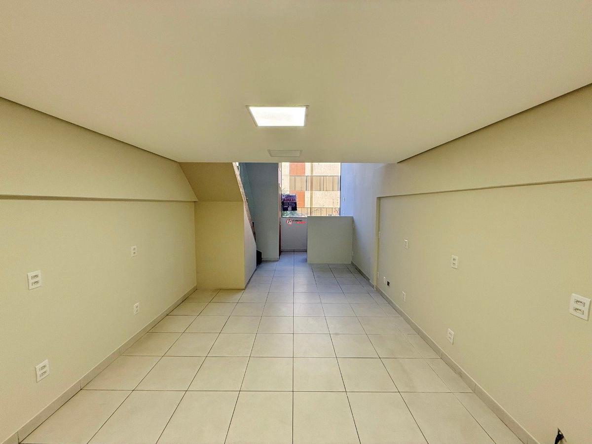 Sala, São José, 0 Quarto, 1 Vaga