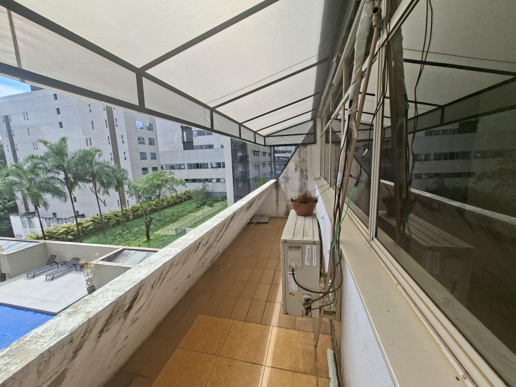 Sala, Savassi, 0 Quarto, 4 Vagas