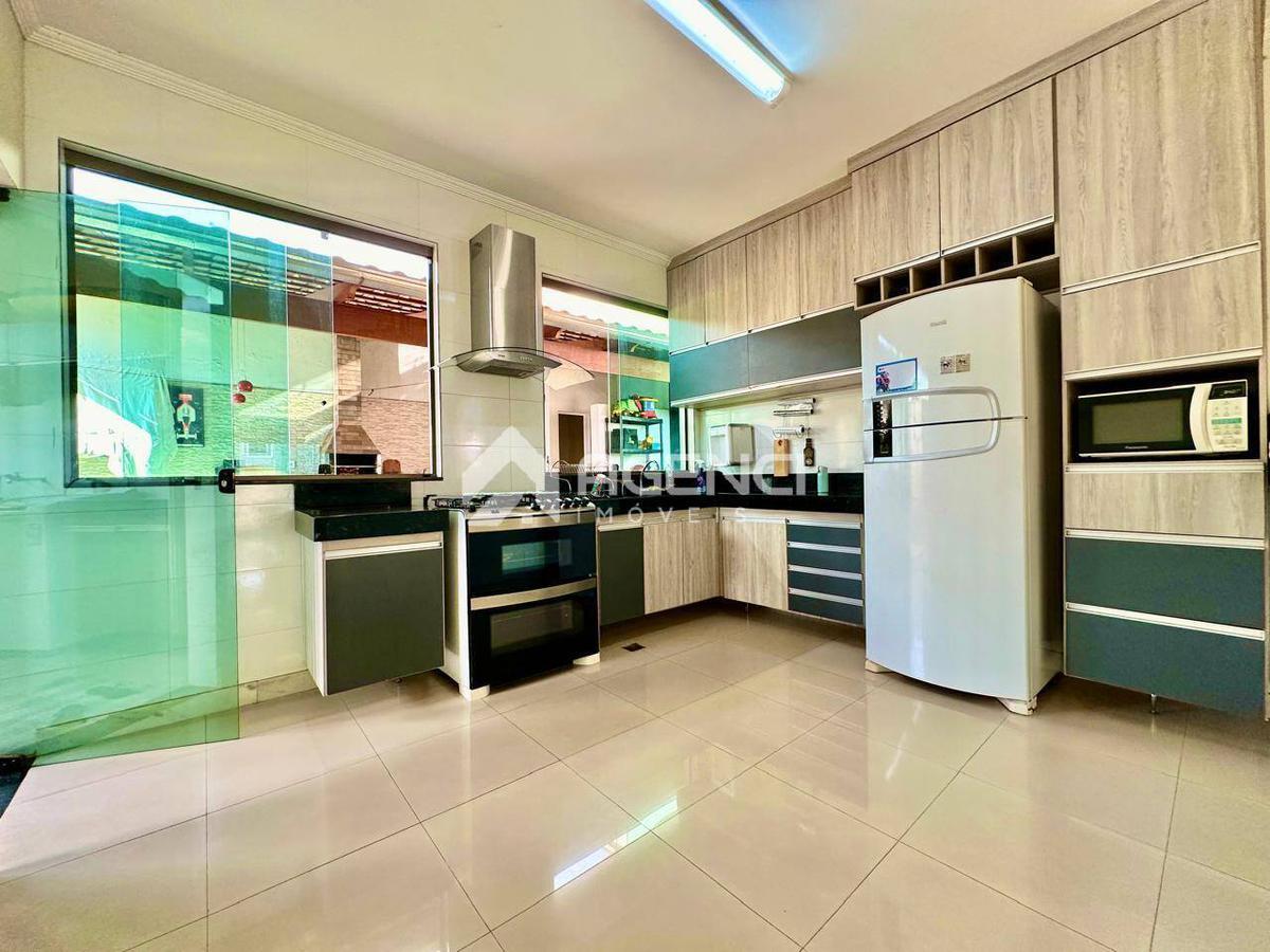 Casa, Vale do Sol, 3 Quartos, 0 Vaga, 1 Suíte