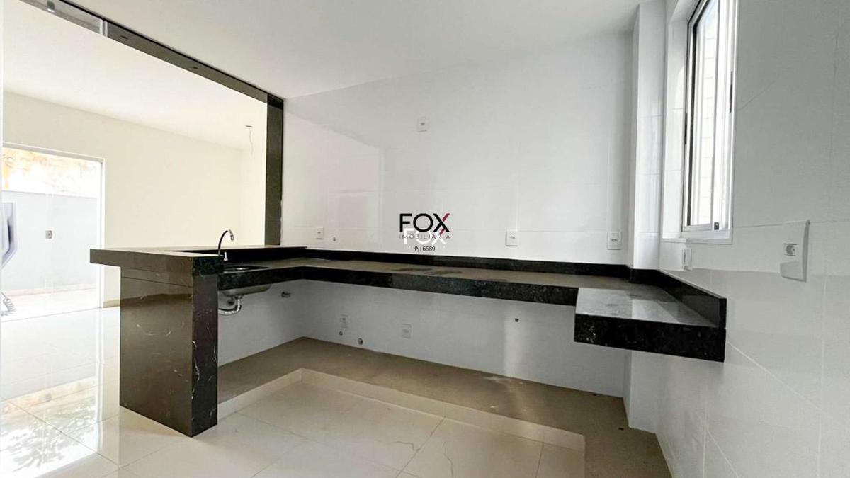 Apartamento, Vila Paris, 2 Quartos, 3 Vagas, 2 Suítes