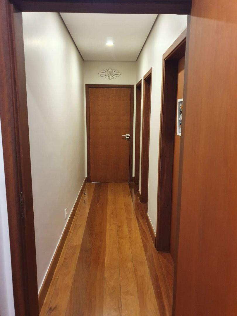 Casa, Parque São José, 3 Quartos, 30 Vagas, 1 Suíte