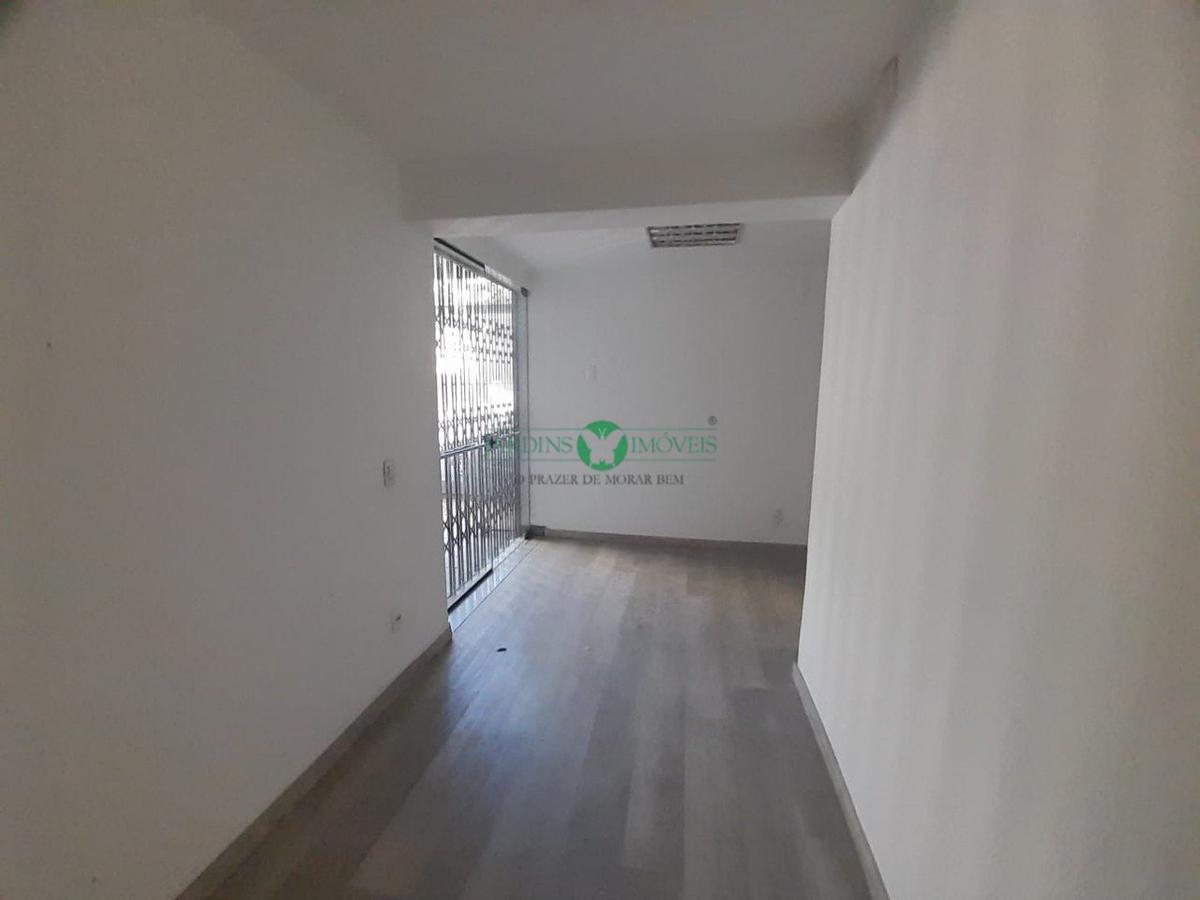 Galpão, Floresta, 0 Quarto, 2 Vagas