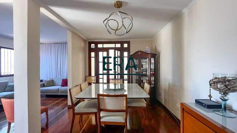 Casa, Comiteco, 4 Quartos, 4 Vagas, 2 Suítes