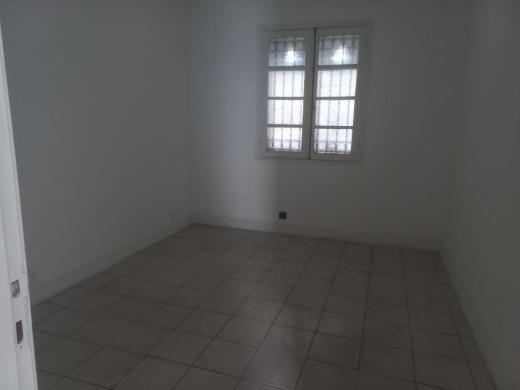 Casa Comercial, Santo Agostinho, 1 Quarto, 13 Vagas