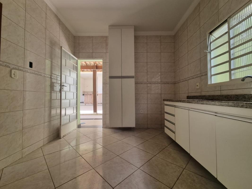Casa, Jardim Riacho das Pedras, 5 Quartos, 7 Vagas, 1 Suíte