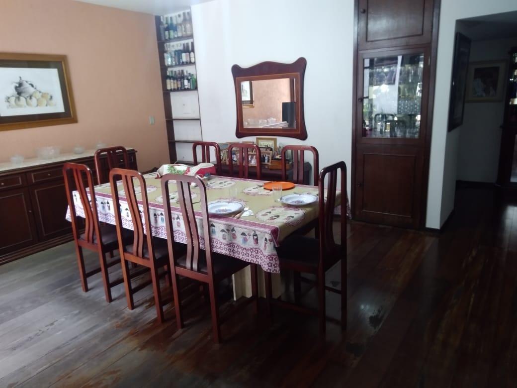 Casa, Grajaú, 3 Quartos, 4 Vagas, 1 Suíte