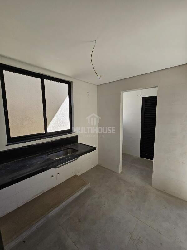 Casa, Pampulha, 4 Quartos, 2 Vagas, 1 Suíte