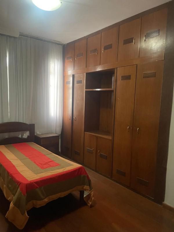 Casa, Castelo, 4 Quartos, 6 Vagas, 2 Suítes