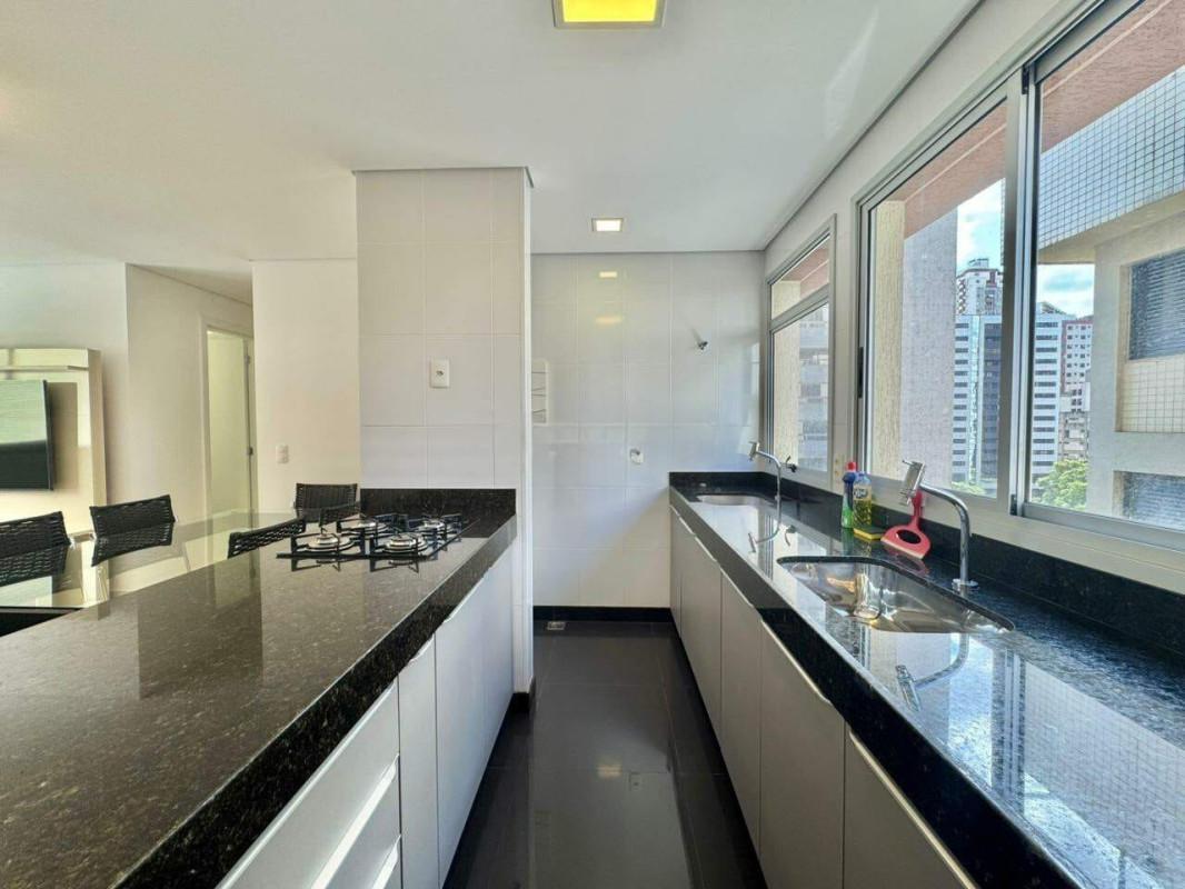 Apartamento, Centro, 2 Quartos, 2 Vagas, 1 Suíte