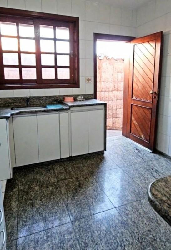 Casa, Serrano, 5 Quartos, 4 Vagas, 1 Suíte