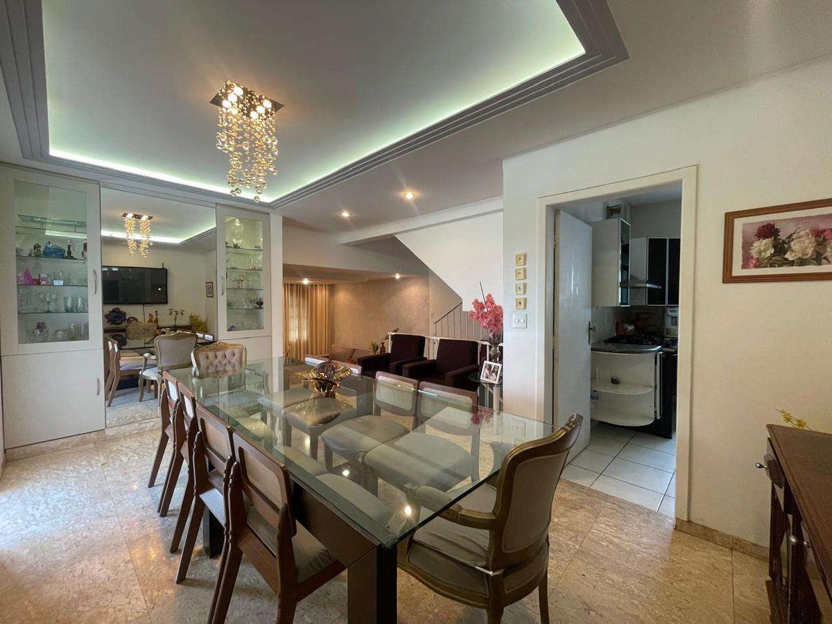 Casa, Santa Lúcia, 5 Quartos, 4 Vagas, 1 Suíte