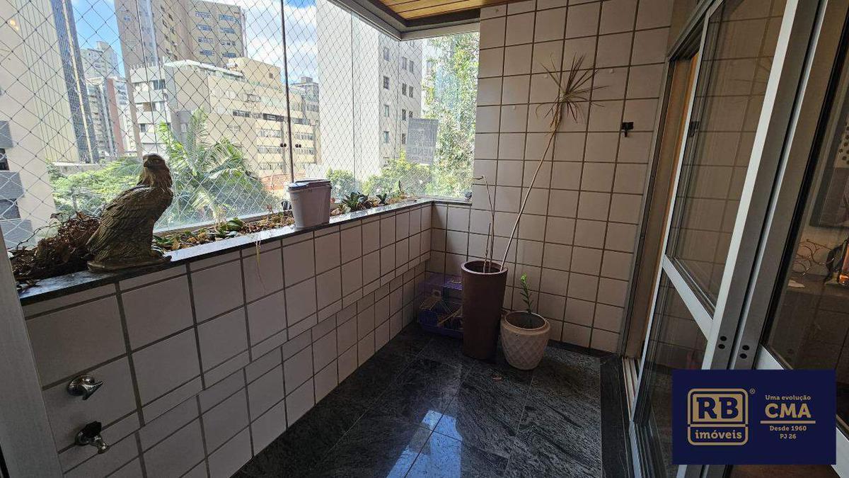 Apartamento, Funcionários, 4 Quartos, 2 Vagas, 1 Suíte