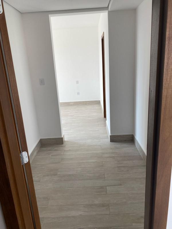Apartamento, Barreiro, 3 Quartos, 3 Vagas, 1 Suíte