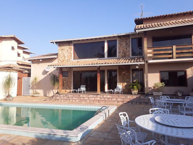 Casa, Trevo, 4 Quartos, 6 Vagas, 4 Suítes