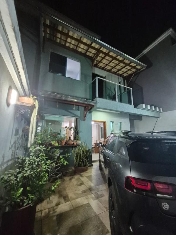 Casa, Cabral, 3 Quartos, 2 Vagas, 1 Suíte