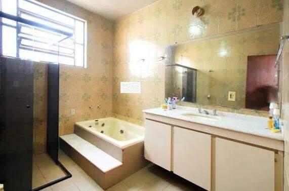 Casa, Santa Lúcia, 6 Quartos, 3 Vagas, 1 Suíte