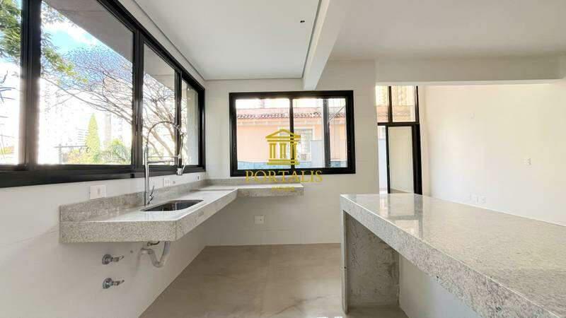 Apartamento, Sion, 4 Quartos, 3 Vagas, 4 Suítes