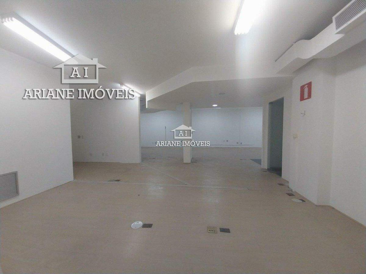 Prédio, Funcionários, 0 Quarto, 10 Vagas