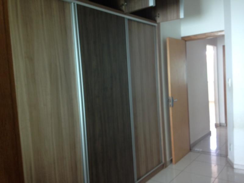 Casa, Jardim dos Comerciários, 2 Quartos, 2 Vagas, 1 Suíte