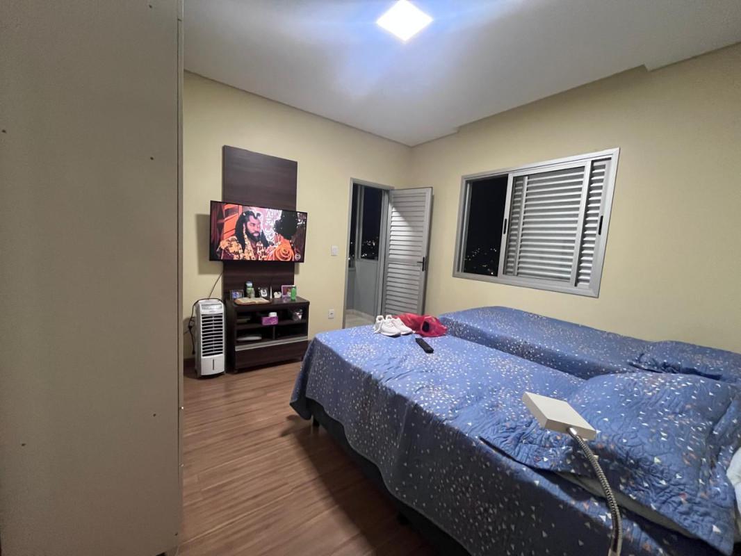 Casa, Tirol, 3 Quartos, 3 Vagas, 1 Suíte