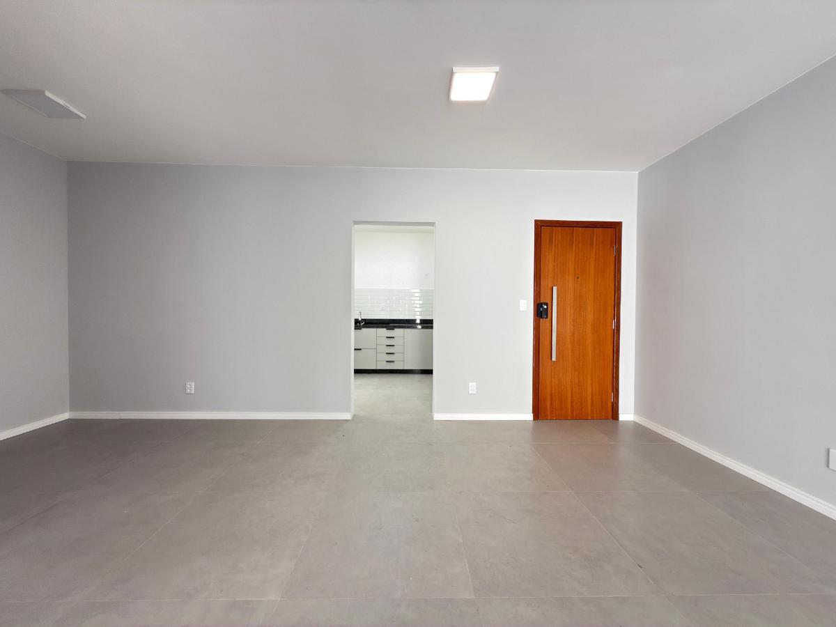 Apartamento, Castelo, 3 Quartos, 2 Vagas, 1 Suíte