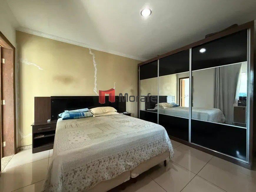 Casa, Santa Branca, 3 Quartos, 2 Vagas, 1 Suíte