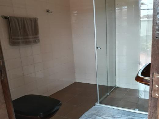 Casa, Floresta, 3 Quartos, 0 Vaga