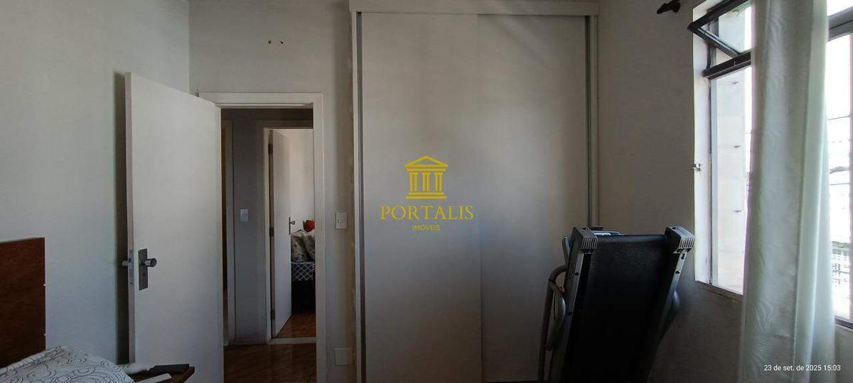 Apartamento, Sagrada Família, 2 Quartos, 1 Vaga