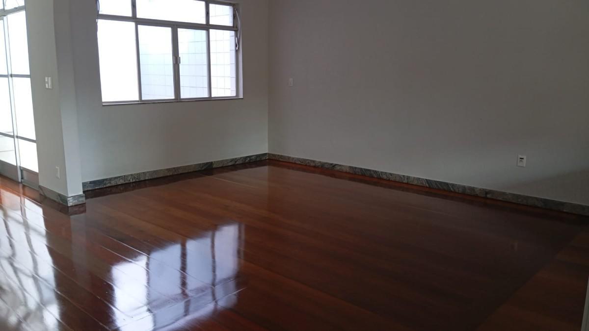 Casa, Alto Barroca, 4 Quartos, 2 Vagas, 2 Suítes