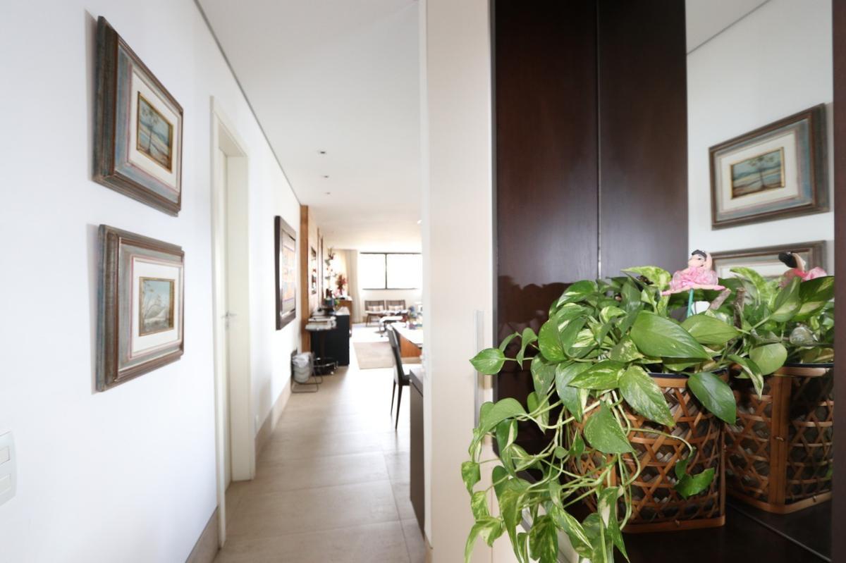 Apartamento, Santa Lúcia, 4 Quartos, 4 Vagas, 2 Suítes