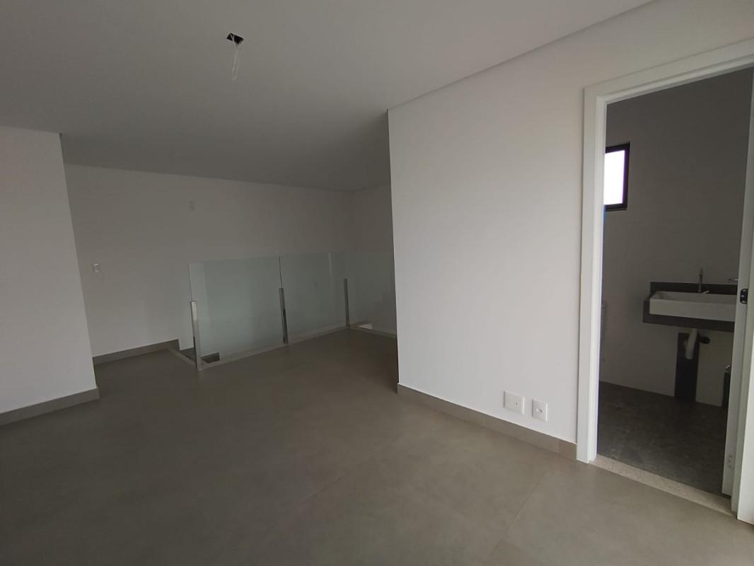 Cobertura, Prado, 2 Quartos, 2 Vagas, 1 Suíte