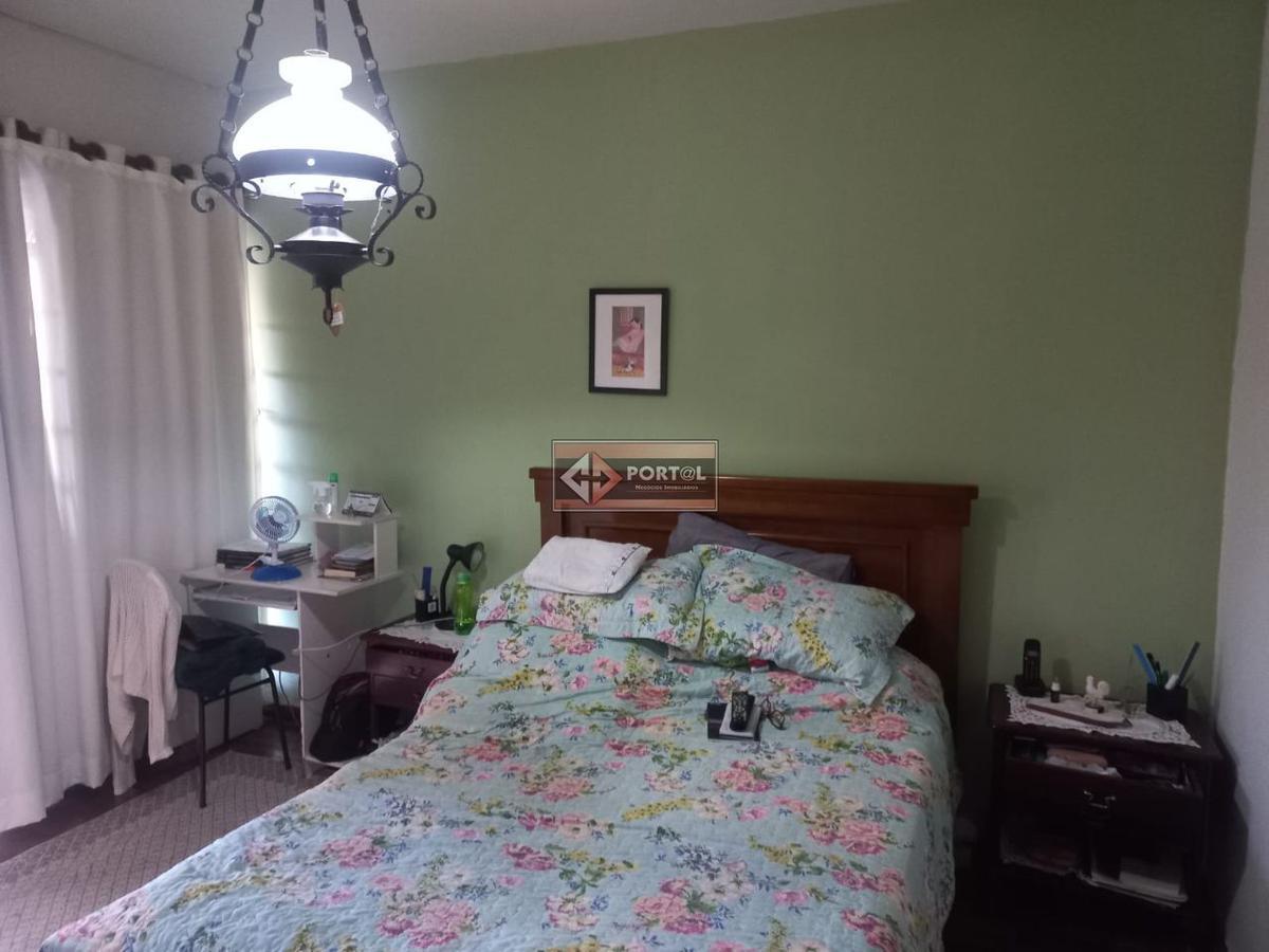 Casa, Itapoã, 4 Quartos, 2 Vagas, 1 Suíte