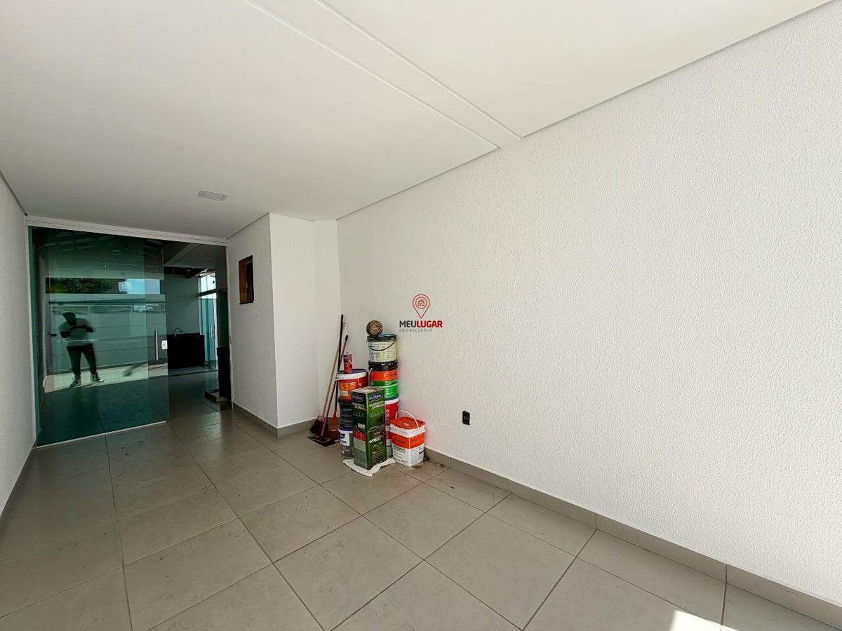 Casa, Masterville, 3 Quartos, 3 Vagas, 1 Suíte