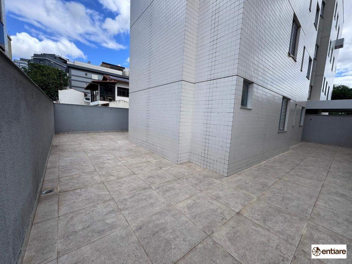 Apartamento, Vila Paris, 2 Quartos, 2 Vagas, 1 Suíte