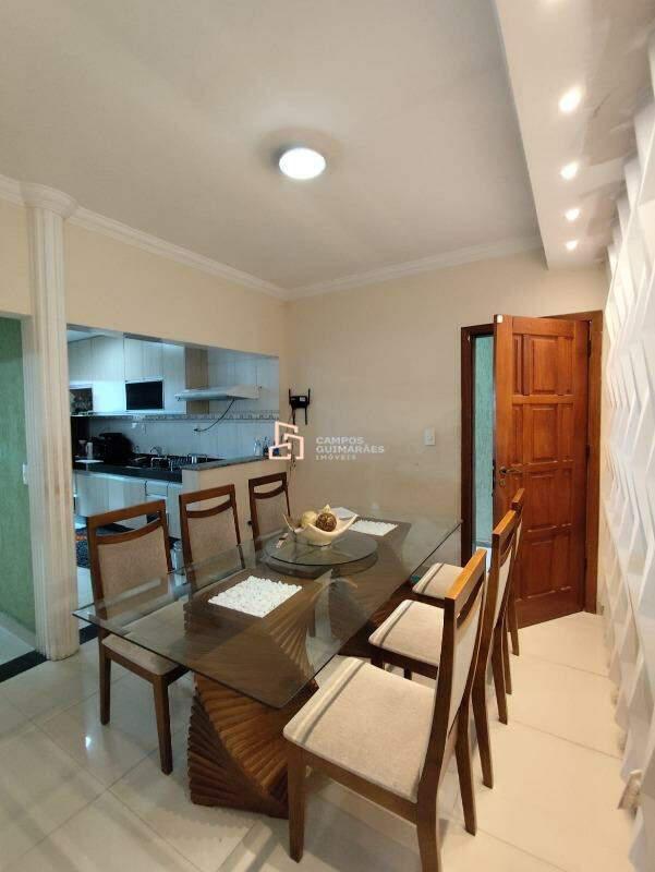 Casa Comercial, Vila Cristina, 3 Quartos, 2 Vagas, 1 Suíte