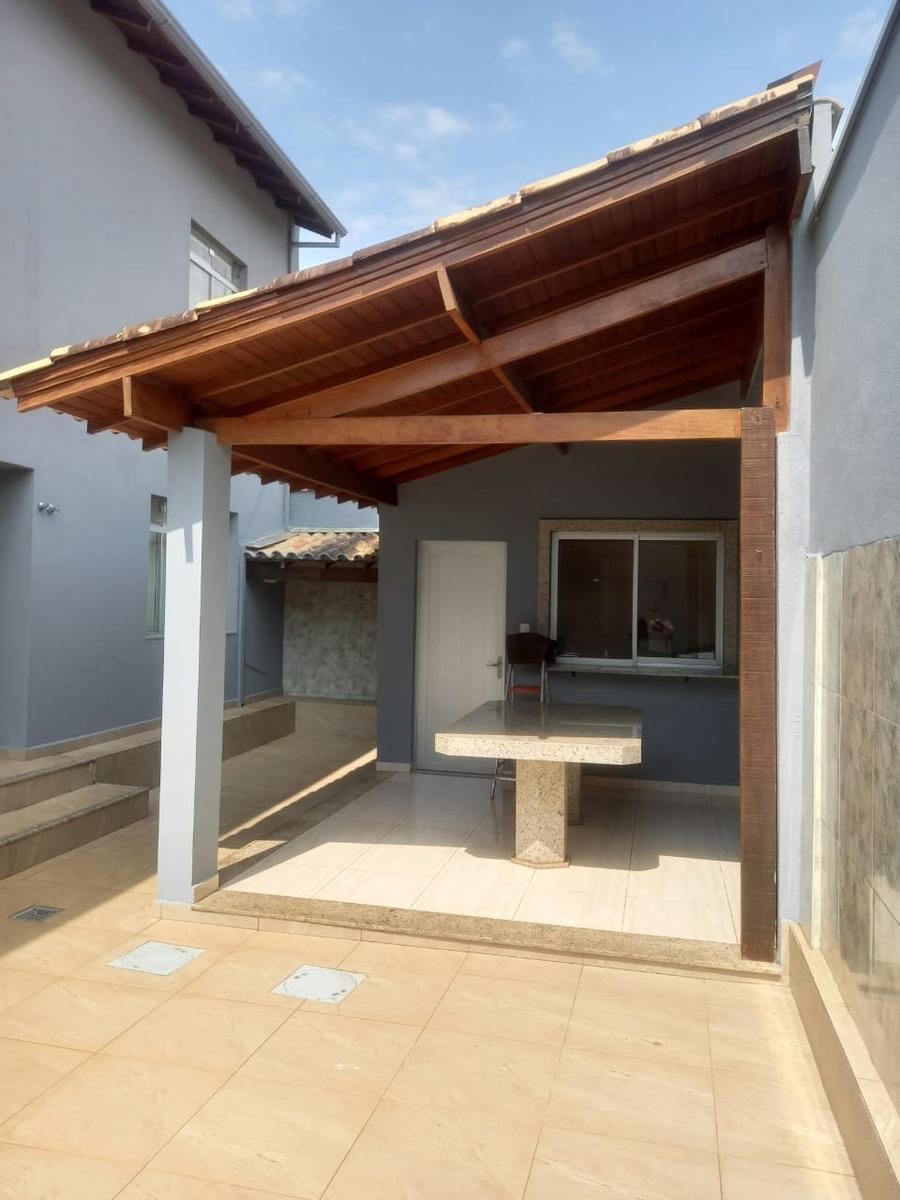 Casa, Centro, 5 Quartos, 4 Vagas, 1 Suíte