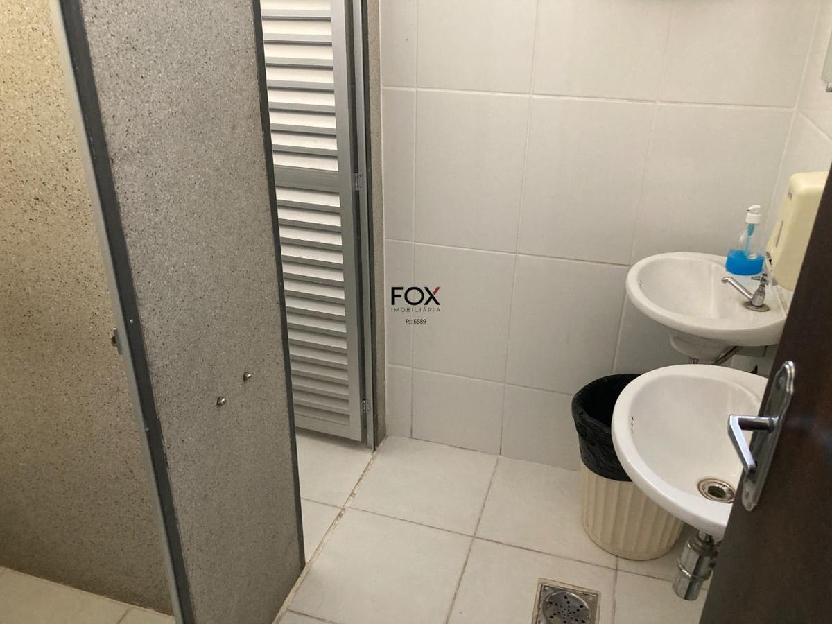 Prédio, Lourdes, 0 Quarto, 10 Vagas