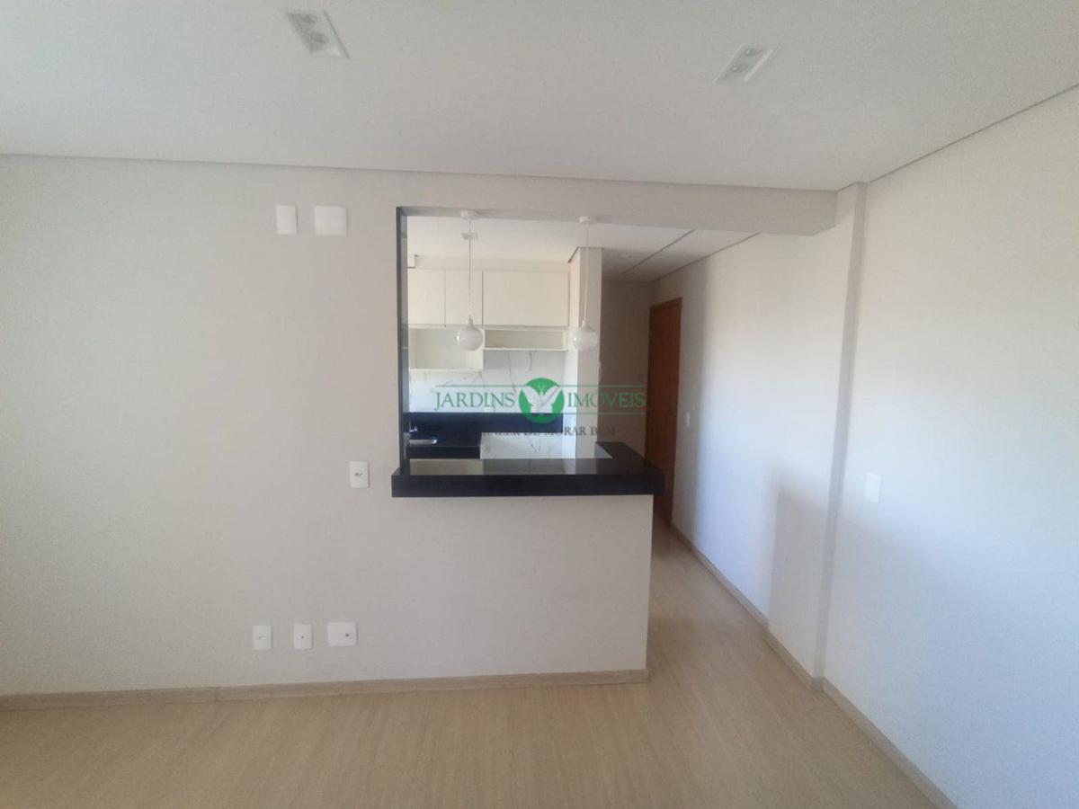 Apartamento, Santa Cruz, 2 Quartos, 1 Vaga