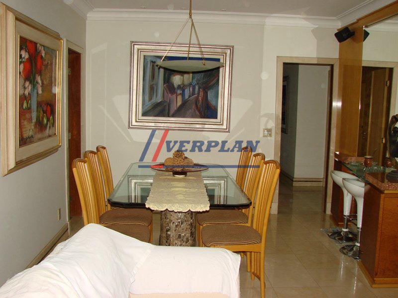 Apartamento, Funcionários, 4 Quartos, 2 Vagas, 1 Suíte